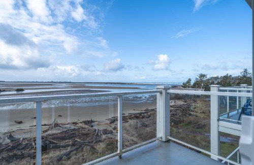Lincoln City Maison | Waters Edge 410