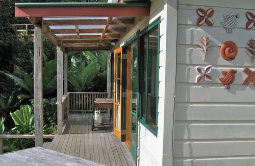 Mangonui Maison | Waters Edge Mill Bay