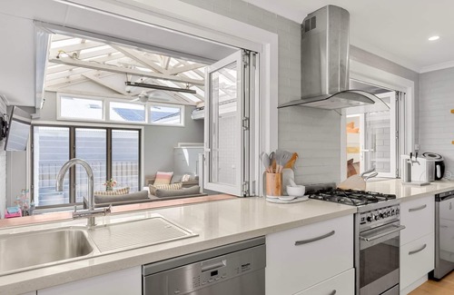 Sussex Inlet Maison | Watersedge - Absolute Waterfront