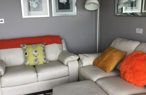 Moville Maison | Watersedge Redcastle