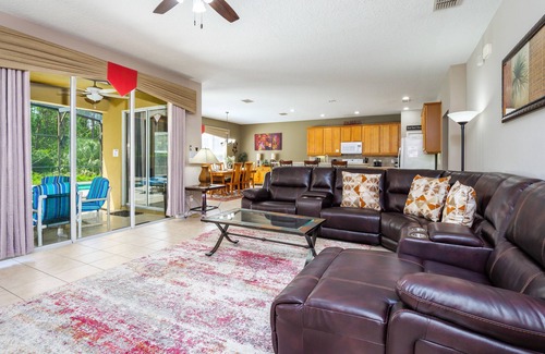 Watersong Maison | Watersong Heights, a Spacious 6 bedroom Villa on the Gated Watersong Resort