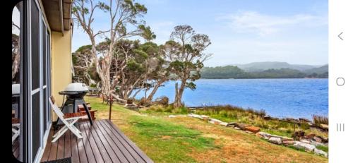 Strahan Appartement | Waterview at Lettes Bay