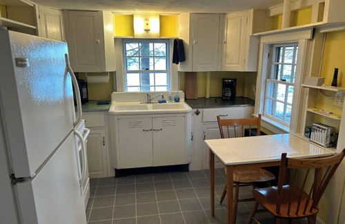 Kittery Maison | Waterview Cottage in Kittery Point