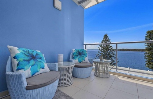 The Entrance Appartement | Waterview galore penthouse avec jacuzzi privé sur le toit