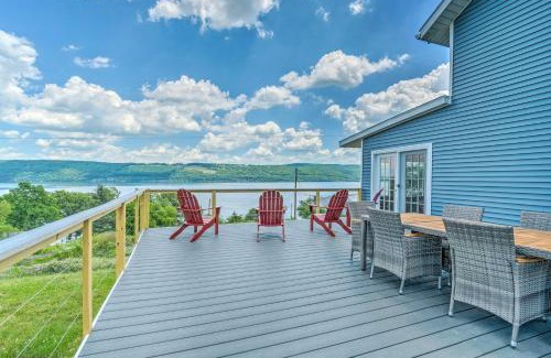 Watkins Glen Maison | Watkins Glen Lakeview Cottage with Waterfall!