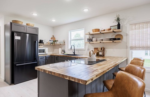 Town of Reading Maison | Watkins Glen Luxury Escape on Seneca Wine Trail