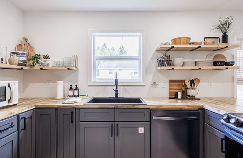 Town of Reading Maison | Watkins Glen Luxury Escape on Seneca Wine Trail