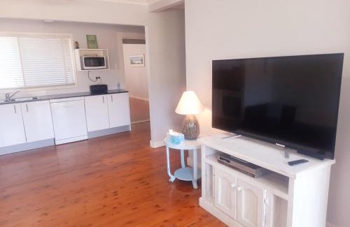 Callala Beach Maison | Watts @ Callala Beach-Pet Friendly