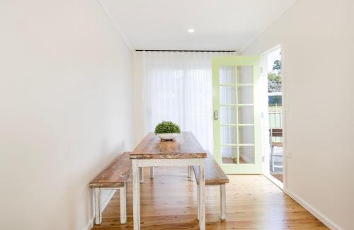 Callala Beach Maison | Watts Haus Pet Friendly 5 Mins Walk to Beach