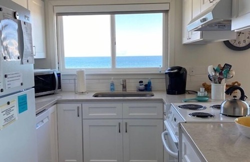 Gleneden Beach Maison | Surplombant le sable et surfer avec la plage à seulement quelques pas de votre porte