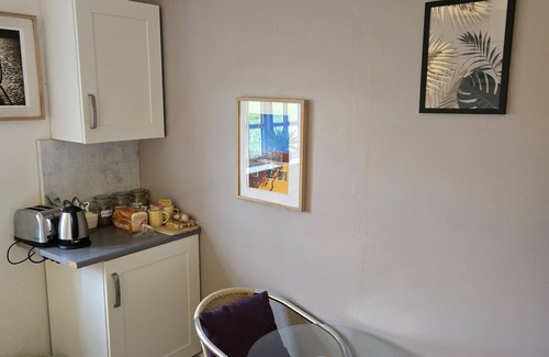 Little Plumstead Maison | Wayside