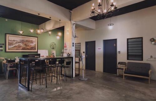 Downtown George Town Maison | Wayton Cottage