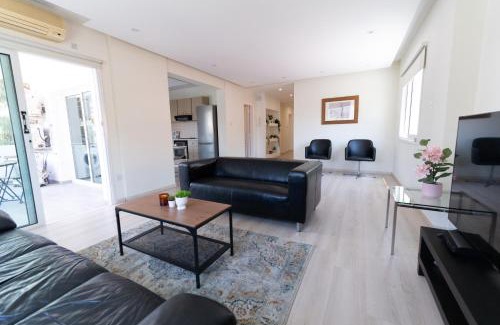 Lykabittos Appartement | WealthyStays - Olympias 2BR Flat Nicosia Centre