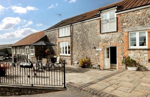 Webbington Maison | Webbington Farm Cottages