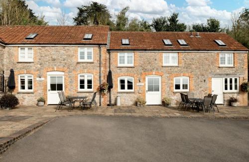 Webbington Maison | Webbington Farm Cottages