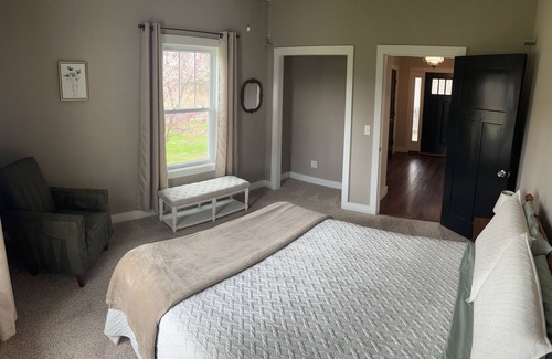 Albemarle Autre | Wedding Parties & Family Reunions Welcome! Spacious-Private-Ample Parking
