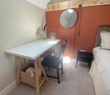 Penpont Maison | Wee Cottage - Super King bed!