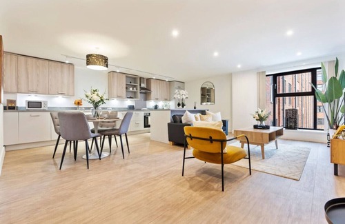 Bordesley Appartement | Week Discount | Grand Central | Sleeps 4 | 2Bed