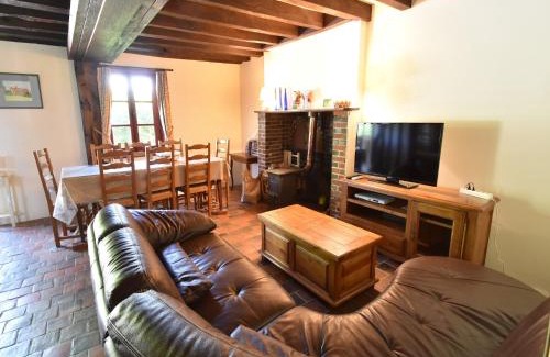 Saint-Maurice-sur-Aveyron Maison | Weekend Escape in Saint-Maurice