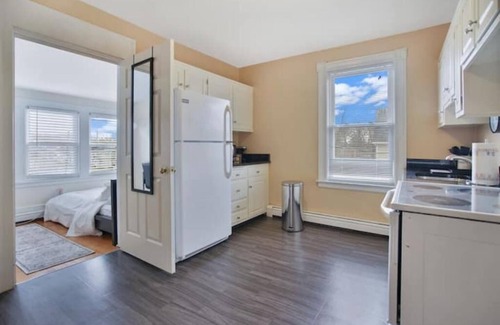 West Hartford Maison | WeHa Oak Haven
