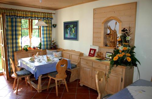 Kitzeck im Sausal Lit Et Petit-Déjeuner | Weingut Stoff