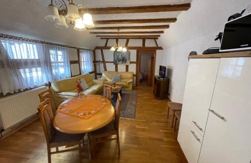 Pleisweiler-Oberhofen Appartement | Weingut und Destillerie Bernd Klein