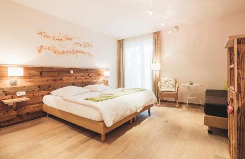 Klingenbach Hôtel | Weinwirtshaus Wlaschits