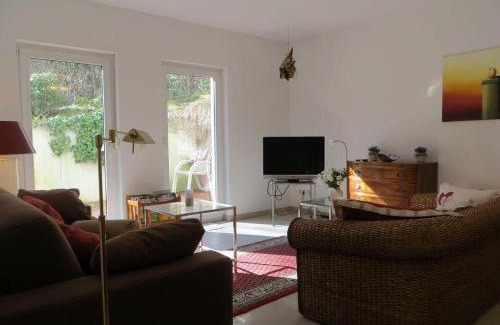 Bad Suderode Appartement | Weisses-Haus-am-Kurpark-Fewo-Gartenblick