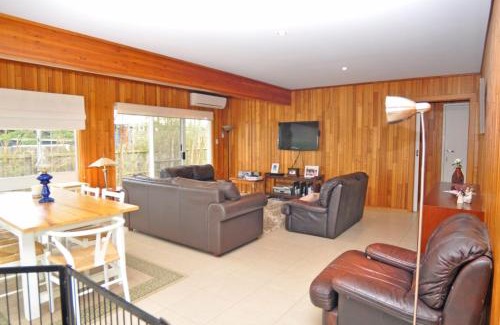 Inverloch Maison | Welcome Break Pet Friendly
