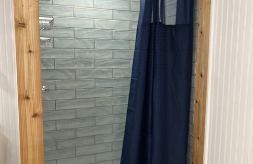 Caldwell Appartement | Welcome to a clean and comfortable apartment in historic Downtown Caldwell, Ks