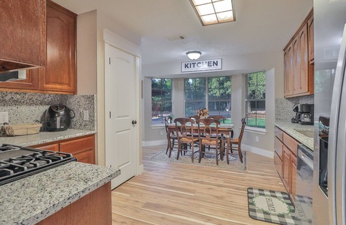 College Station Maison | Welcome to Aggieland’s newest Peaceful Game Day Haven Retreat with a Game Room