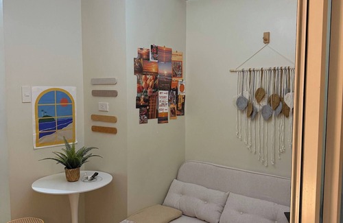 Kapitolyo Copropriété | ✨ Welcome to Casa Sheridan ✨ Your cozy escape in the heart of the metro 🌿 Whet