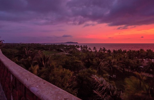 Litibu Maison | Welcome to Casa Tortuga Litibu. Hacienda style home with beautiful ocean views.