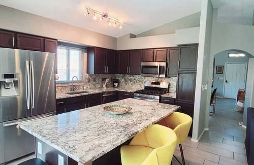 Oro Valley Maison | Welcome to Catalina Sunset Oasis—your solar-powered desert paradise