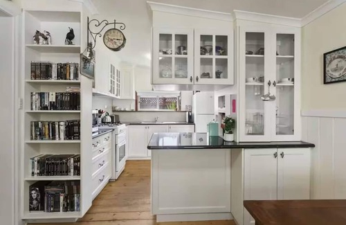 Redan Maison | Welcome to Cosy Cottage – your peaceful 2-bedroom home in the heart of Ballarat