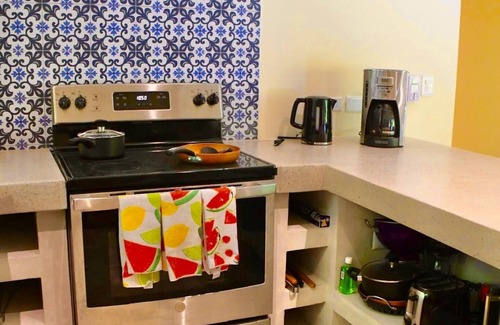 Samara Maison | Welcome to Jingle Jangle Jungle - steps to town and 3 incredible beaches