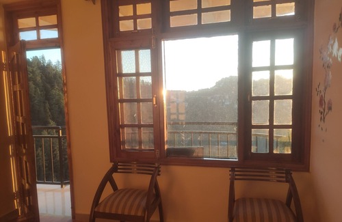 Shimla Maison | Bienvenue chez Mahasu homes votre résidence secondaire.