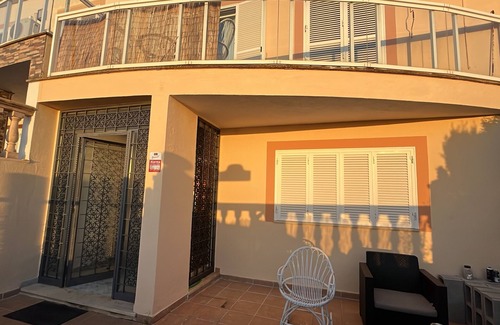 Badia Gran Lit Et Petit-Déjeuner | "Welcome to Mikytom's Casita, your ideal vacation retreat.