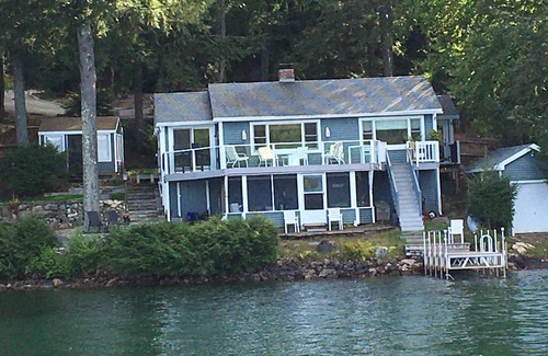 New Durham Maison | Welcome to our Lakehouse-nestled just steps away from pristine Merrymeeting Lake