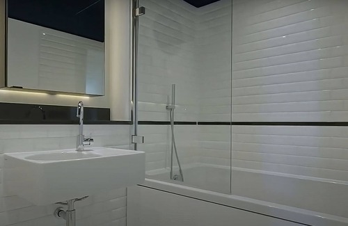 North Wall Appartement | Welcome to our vibrant Quayside Quarter apartment!