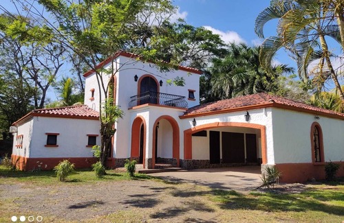 Esterillos Este Maison | Welcome to PanaSea! Beautiful 3BR home-Esterillos: Private pool & close to beach