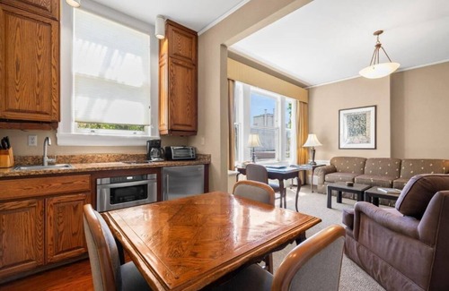 Lower Nob Hill Appartement | Welcome to Powell Place in the Heart of SF