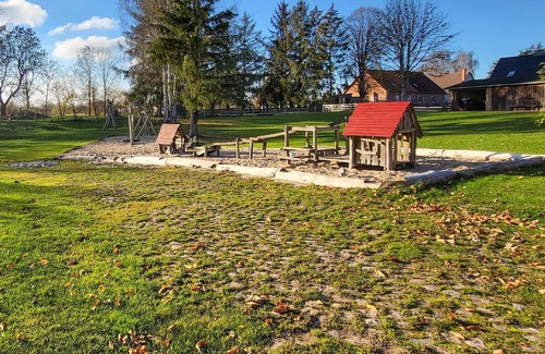 Behnkendorf Appartement | Welcome to the apartment Wustrow with a beautiful view of the countryside!
