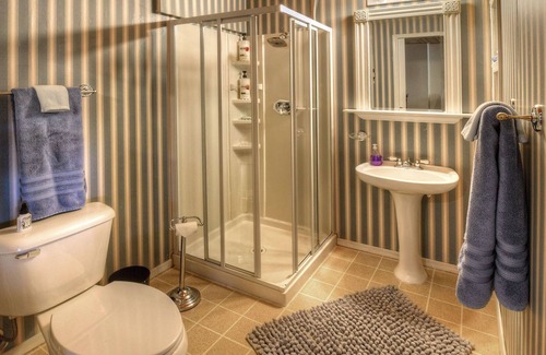 Summerhaven Cabine | Welcome to The Getaway! Spacious cabin in Mt Lemmon Az