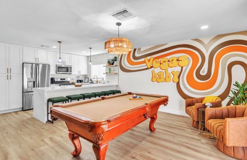 Highland Hills Maison | Welcome to the Groovy Getaway, a fully renovated 3 bedroom 2 bathroom home!