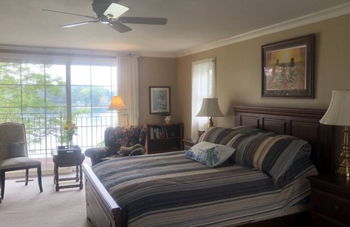 St. Clair Maison | Welcome To The Hilltop River House
