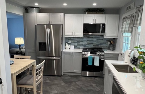 Allentown Maison | Welcome to the Moravian!