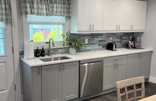 Allentown Maison | Welcome to the Moravian!