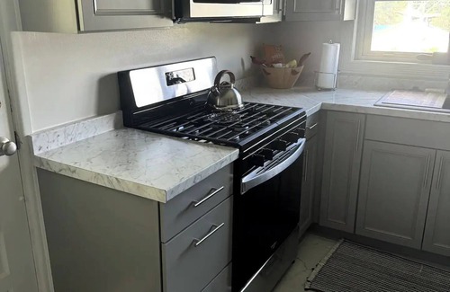 Tennerton Maison | Welcome to The Tennerton House-Charming 2-bedroom with AC and WiFi in Buckhannon