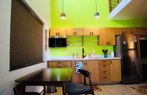 Four Corners Appartement | Welcome to the Treehouse, With Beautiful Views of the Bridger Mountain Range.